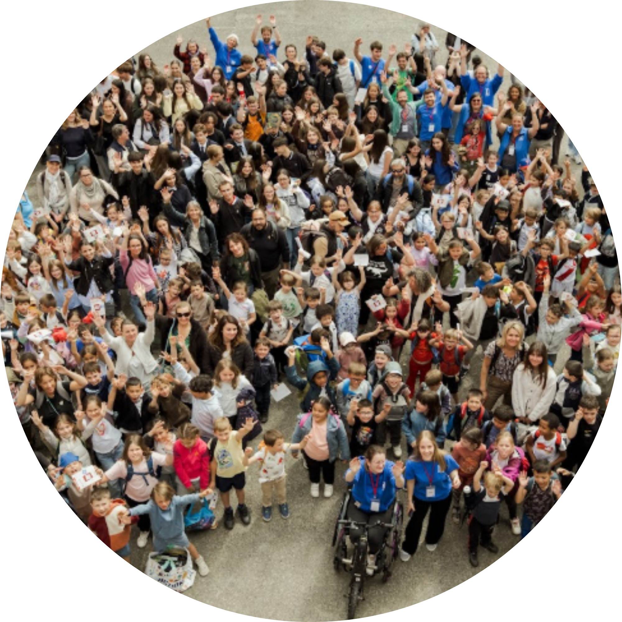 Élèves participant au programme éducatif Adopte un Jeu, Ludicoop Drôme