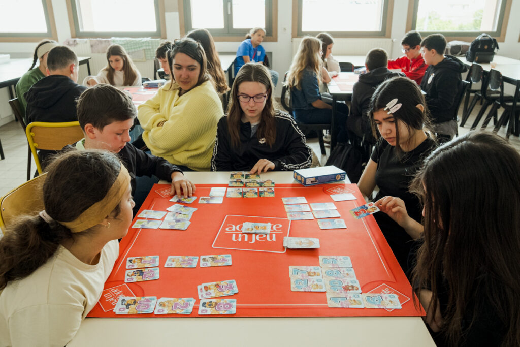 Atelier éducatif jeu de société Adopte un Jeu 2026, impact social Ludicoop Drôme