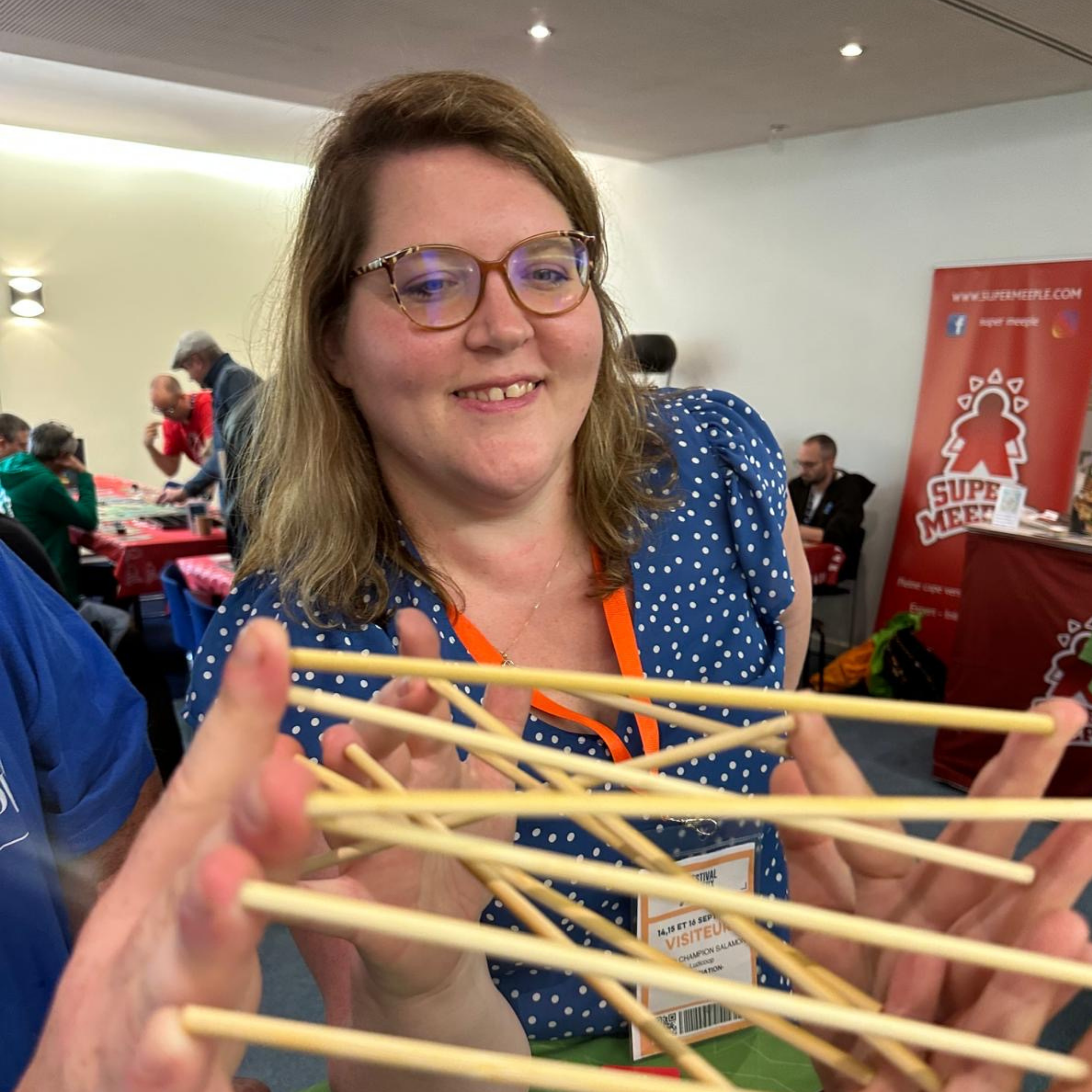 Portrait de Aurélie Salomon, bénévole de l'association Ludicoop Adopte un Jeu